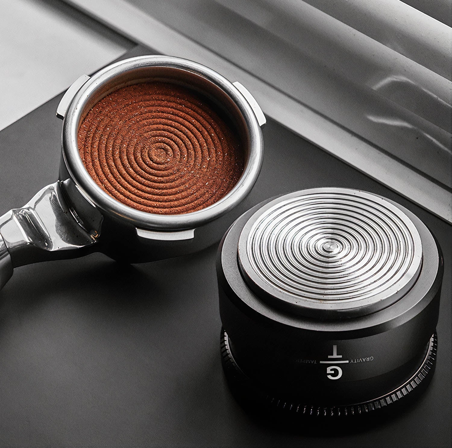 Espresso Gravity Tamper and Distributor with Wooden Lid - MUVNA - Lastaforest