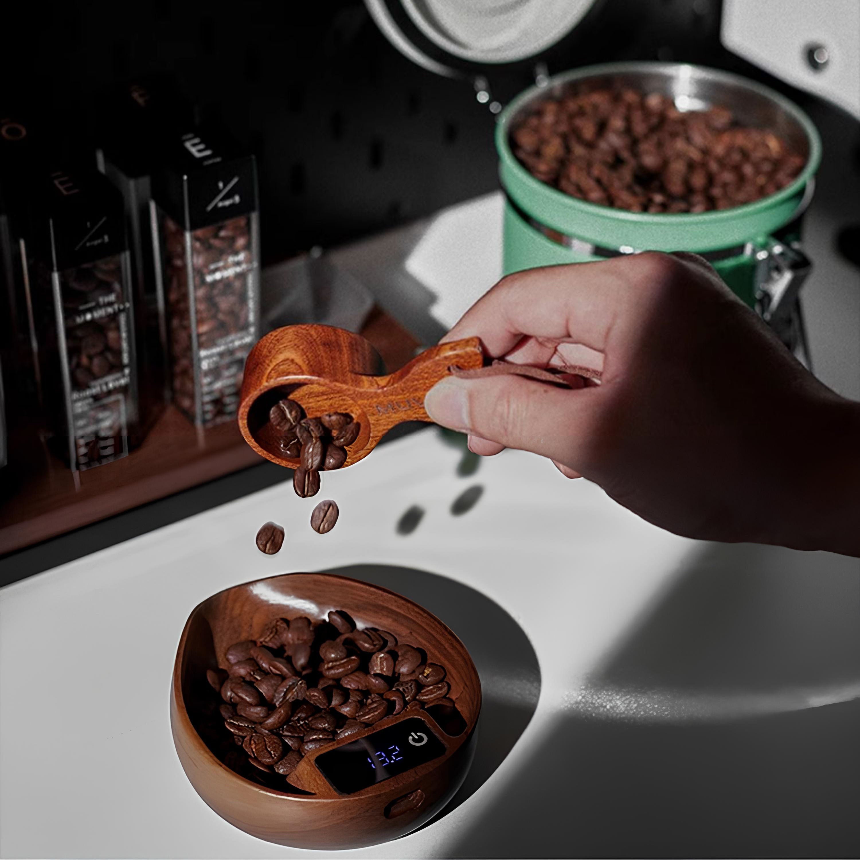 Electronic Walnut Coffee Scale With Leaf Shade - MUVNA - Lastaforest