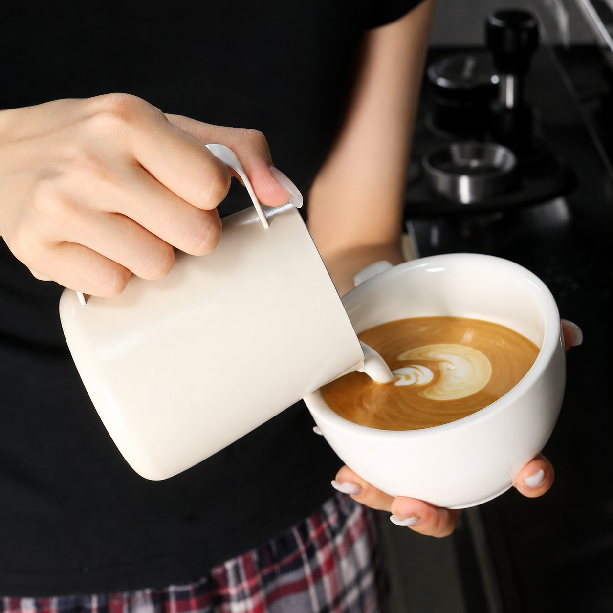 Linea Precision Latte Art Pitcher
