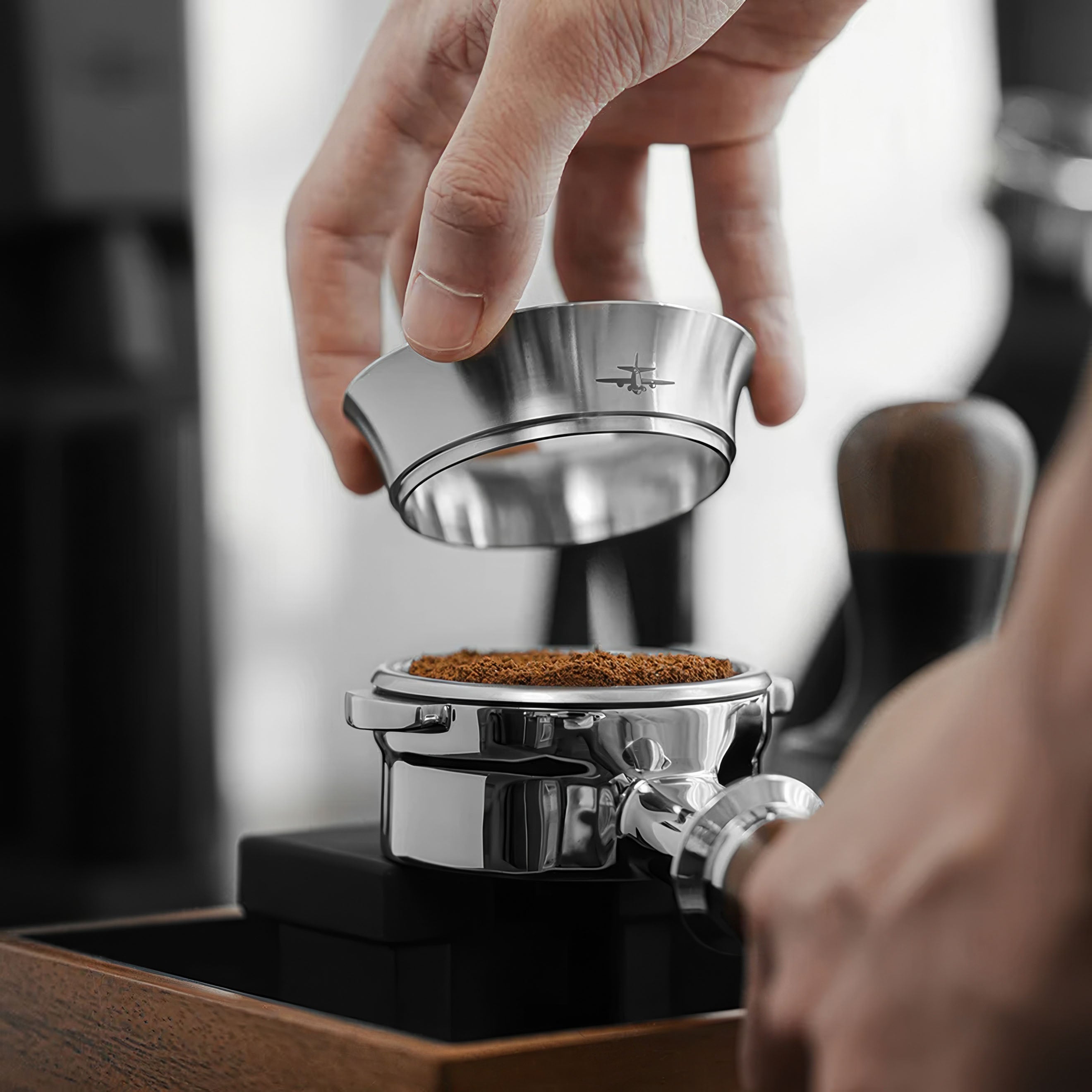 MHW-3BOMBER Coffee Dosing Funnel - Thumbnail 4