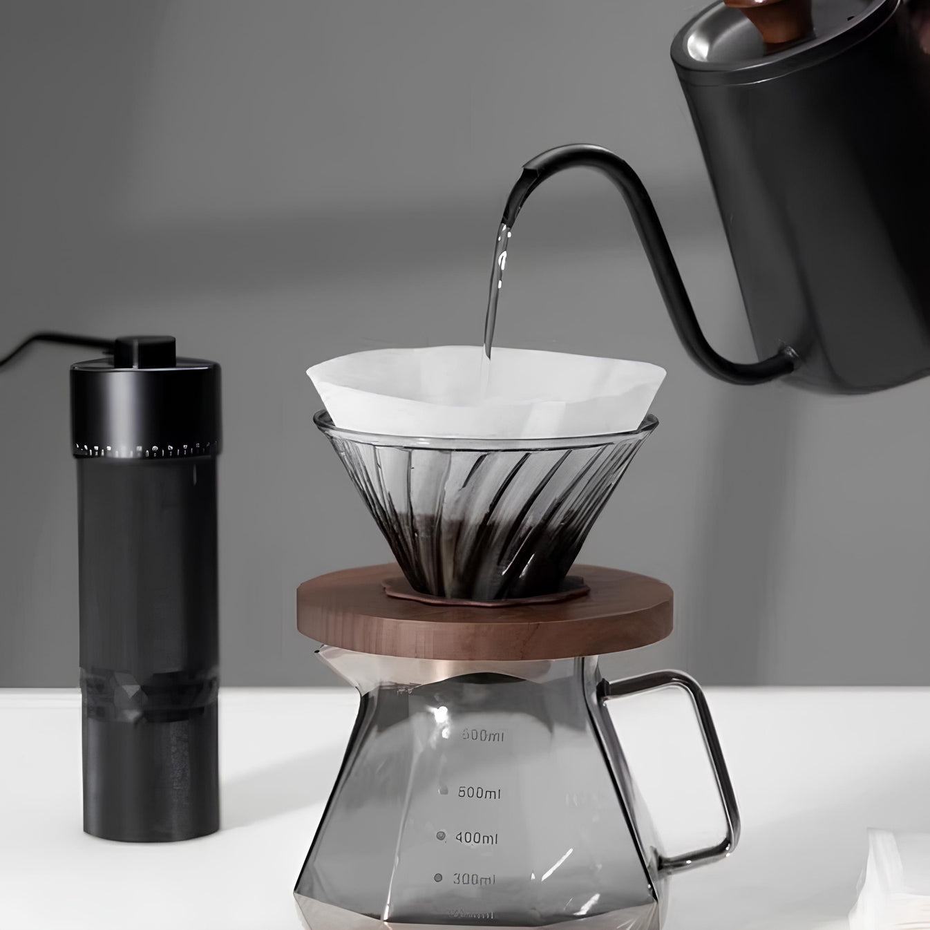 Coffee Brewing V60 Set with Walnut Wood Holder and Sharing Pot