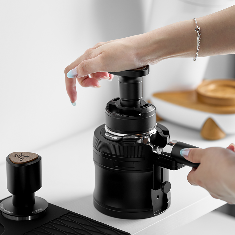 All-in-One Coffee Distributor and Tamper Combo - UniPress