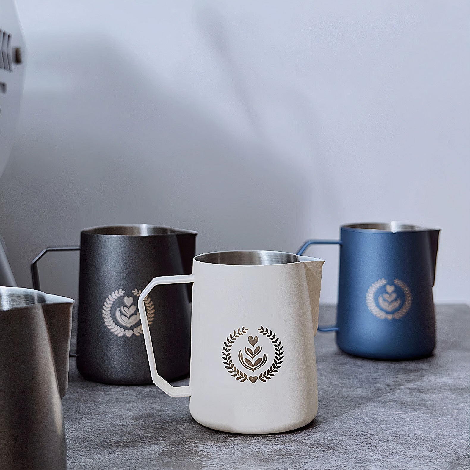 Non-Stick Latte Art Milk Jug for Cappuccino and Coffee Ver II - MUVNA - Lastaforest