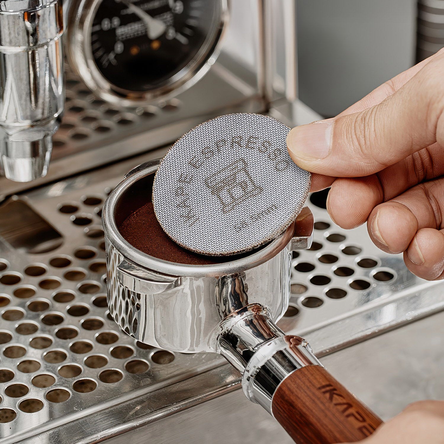 Espresso-Magnet-Dosiertrichter V2
