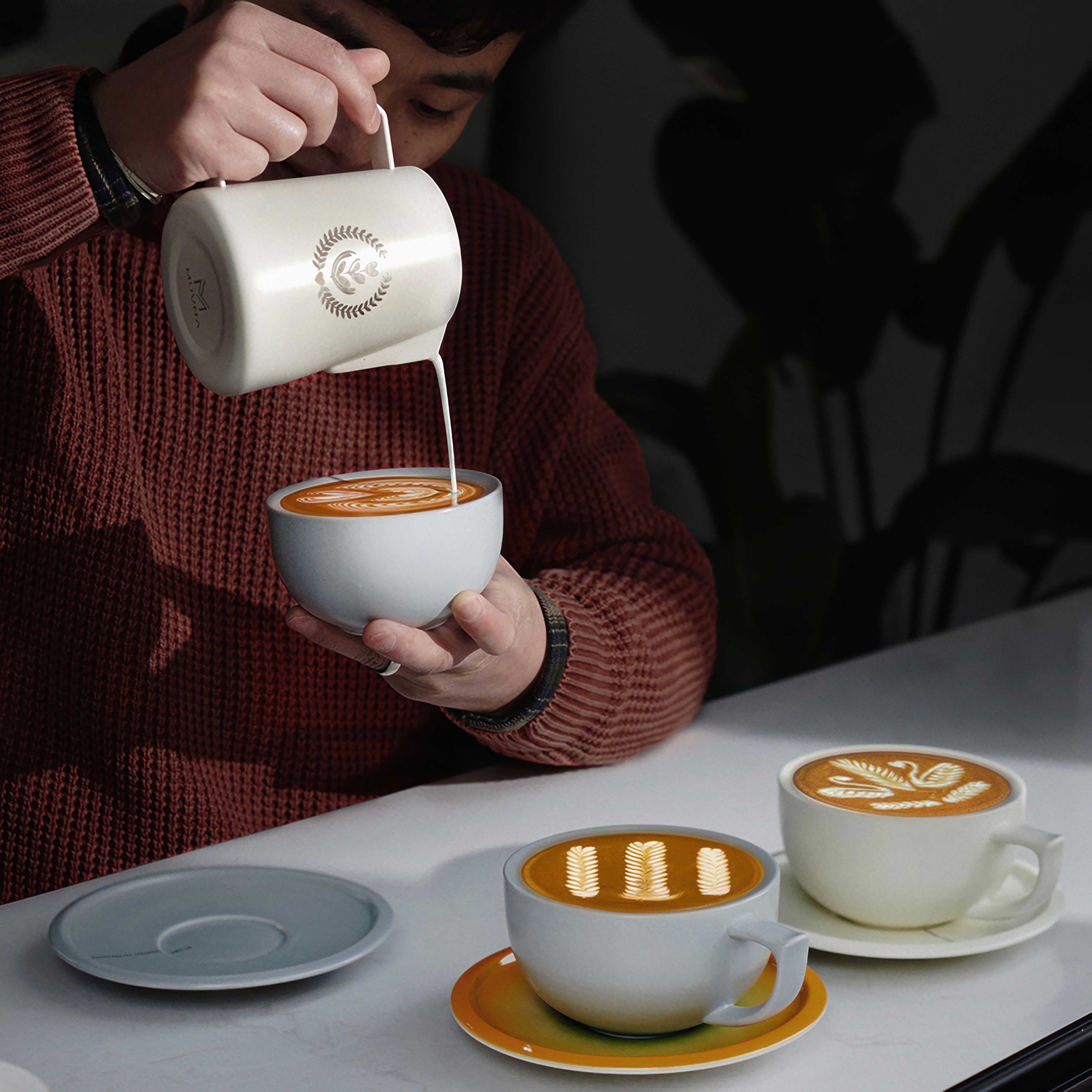Embossed Ceramic Latte Cup 280ml - MUVNA - Lastaforest