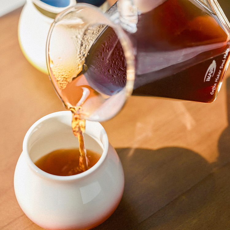 Keramiktasse mit Farbverlauf