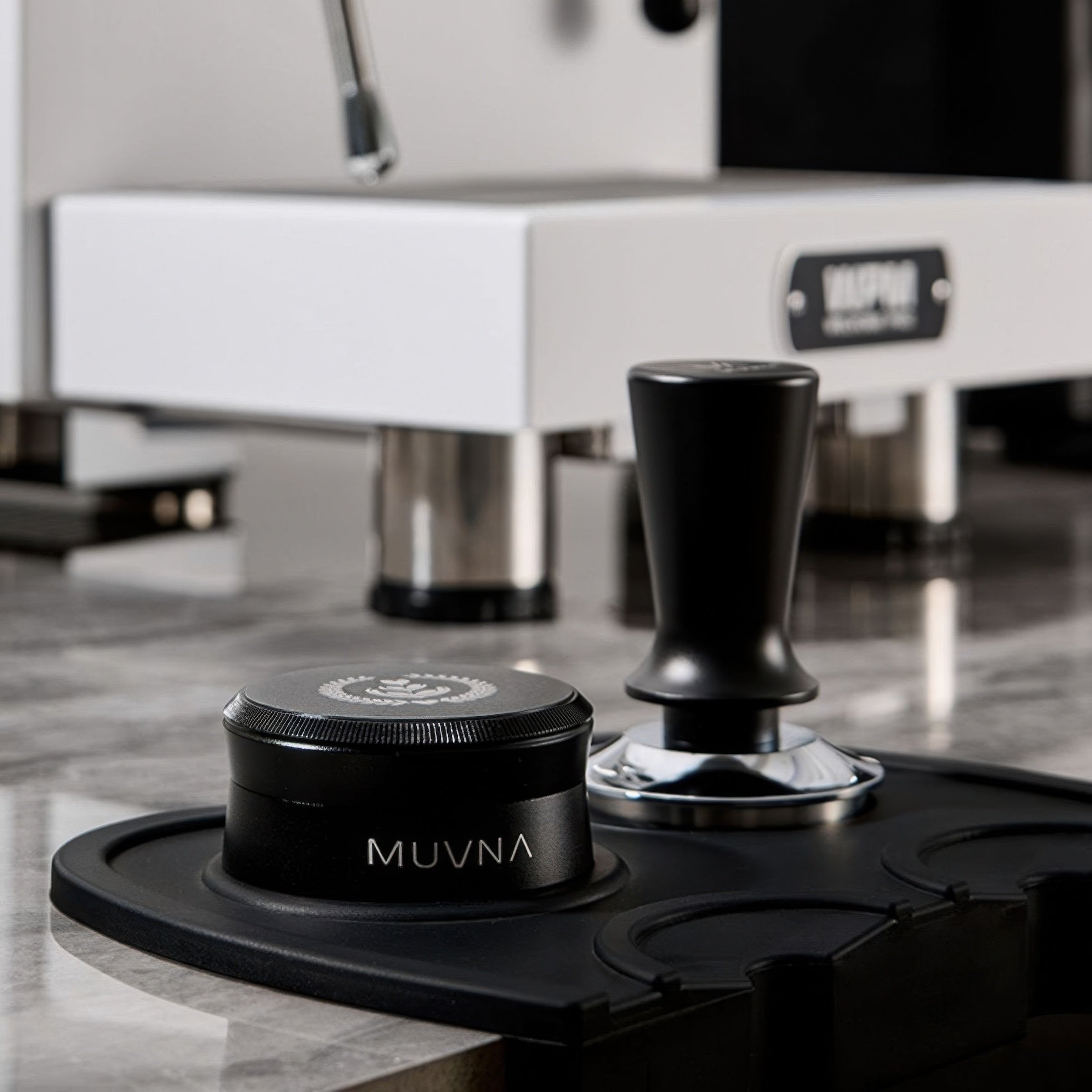 Self-Leveling Gravity Espresso Tamper