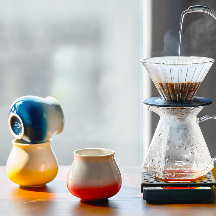 Keramiktasse mit Farbverlauf