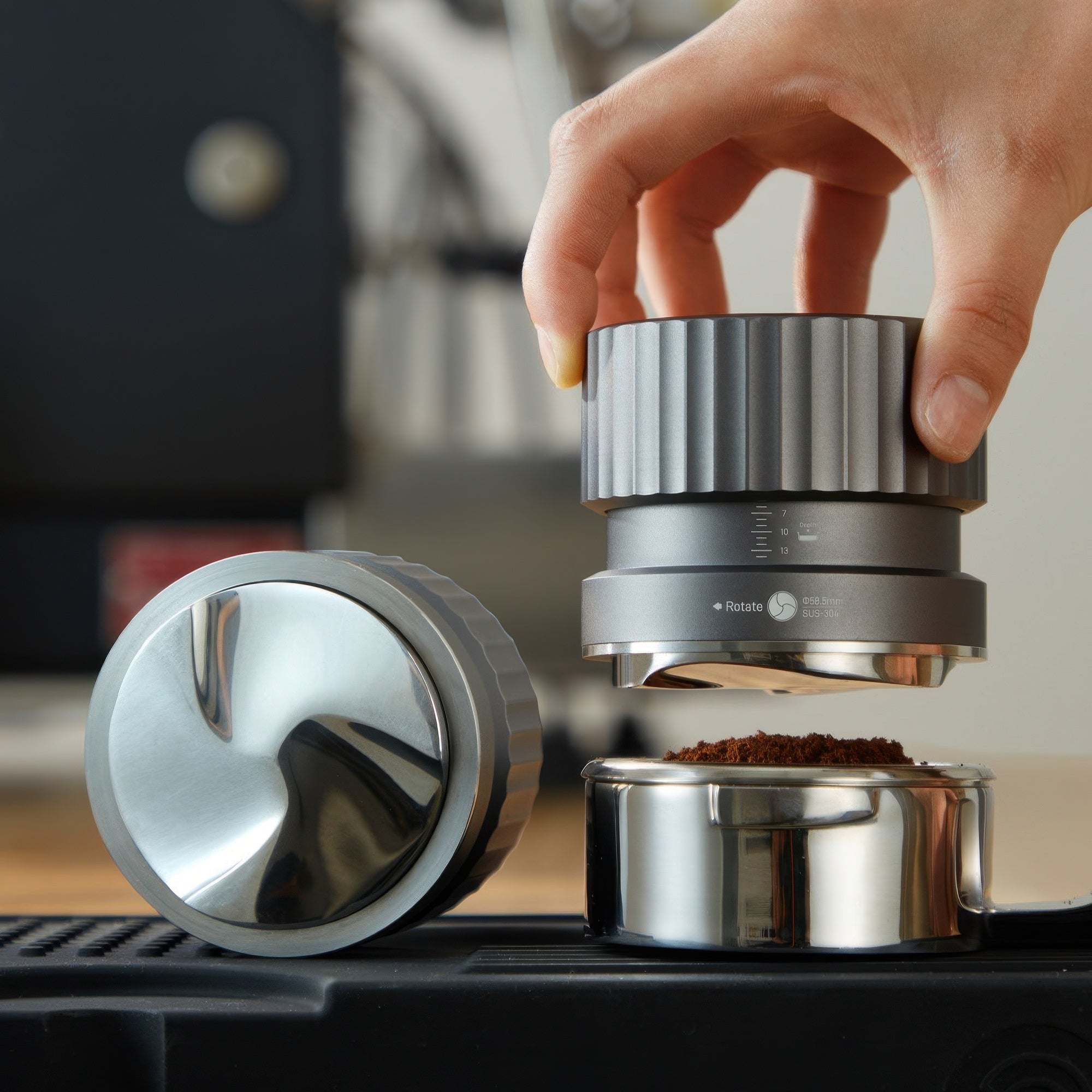 Auto-Gravity Precision Tamper & Distributor