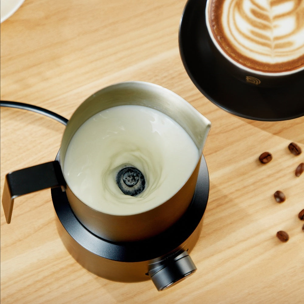 Kylark Automatic Frother for Creamy Hot & Cold Foam – view 5 | Lastaforest