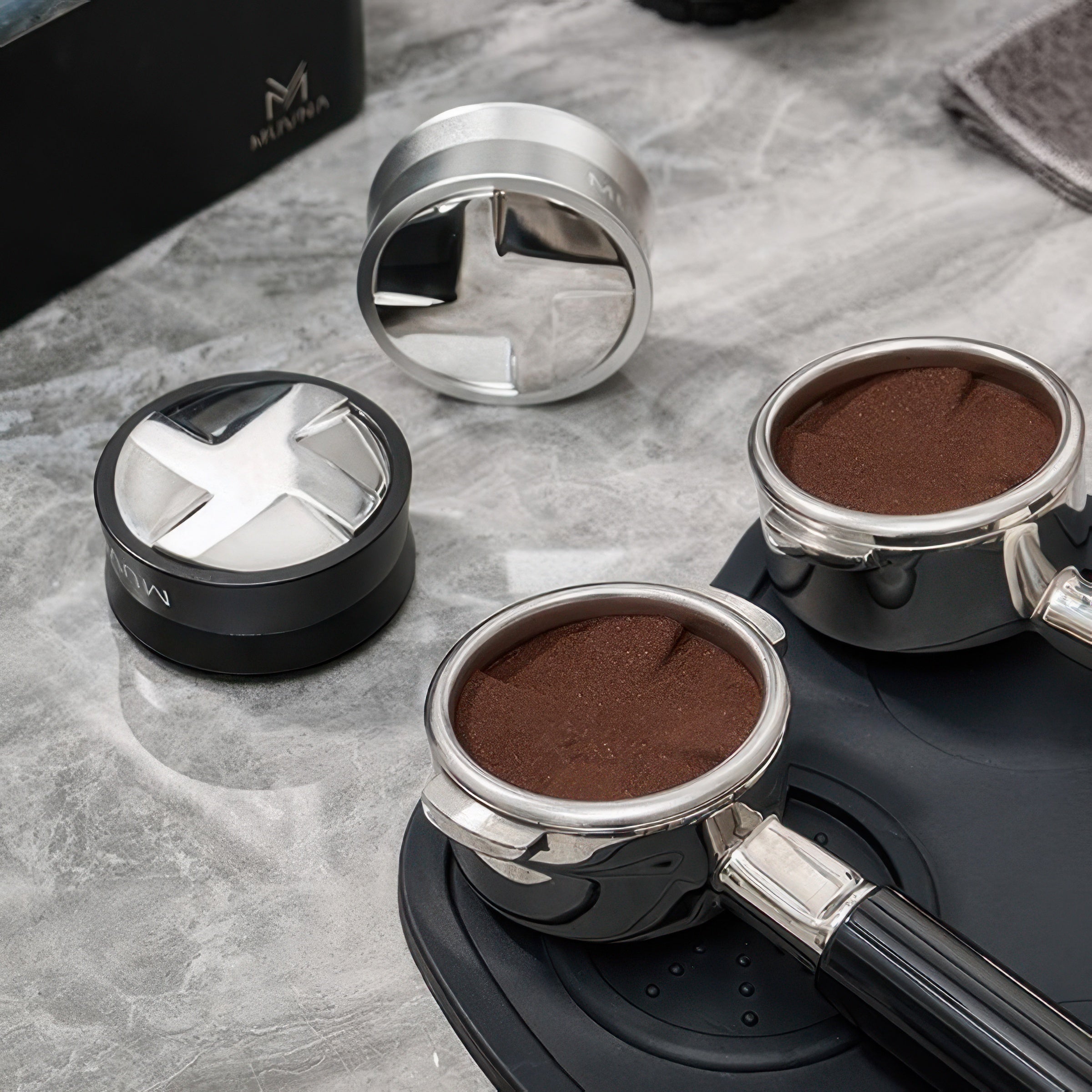 Self-Leveling Gravity Espresso Tamper