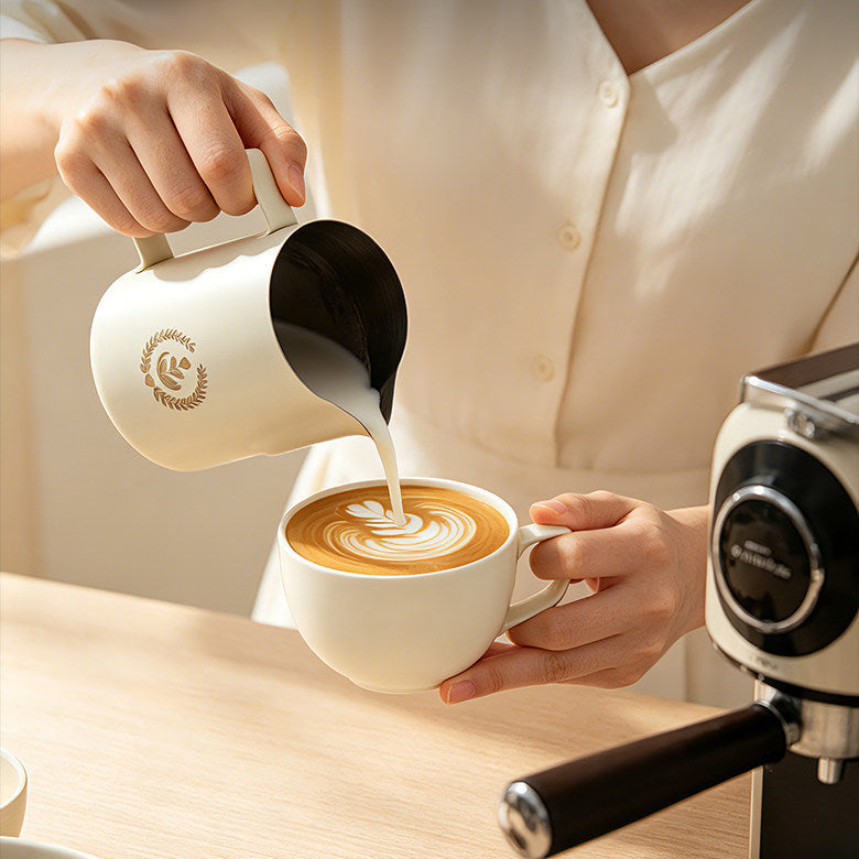 Anti-Überlauf-Milchkanne 600ml – Latte Art Kanne