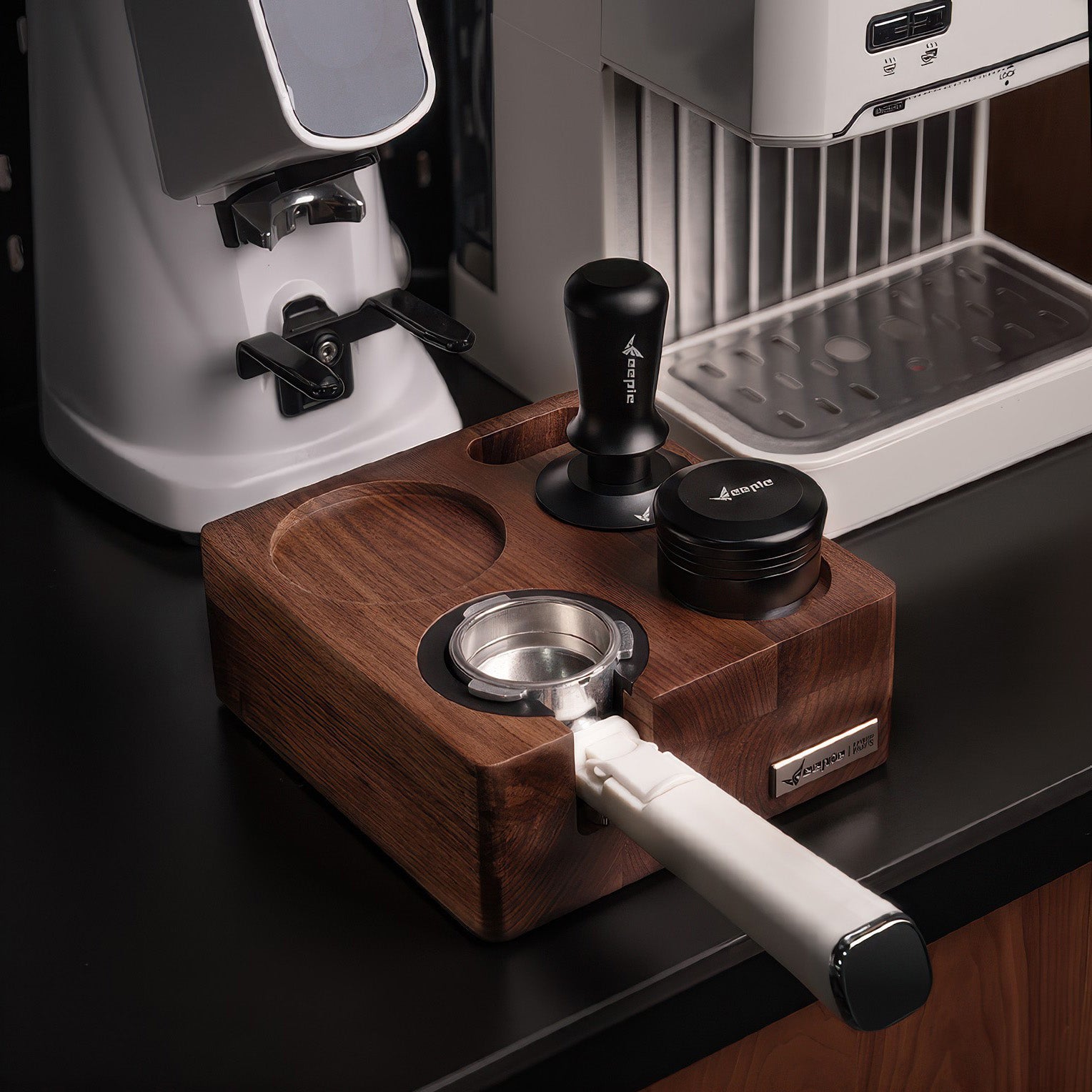Walnut Wood Coffee Tamping Station – Lastaforest