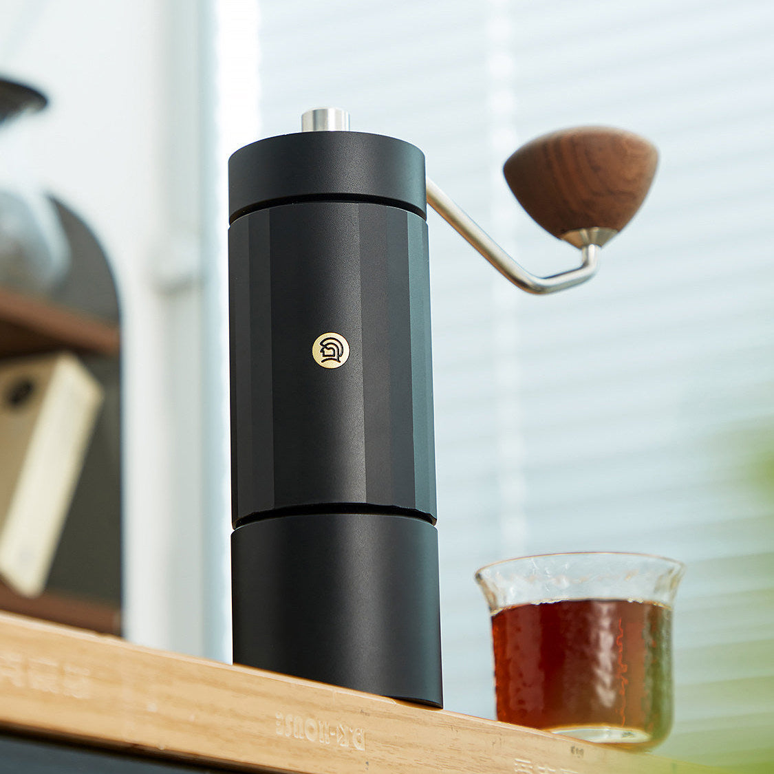 zeroHero Z4 Manual Coffee Grinder 48mm Stainless Burr | Lastaforest