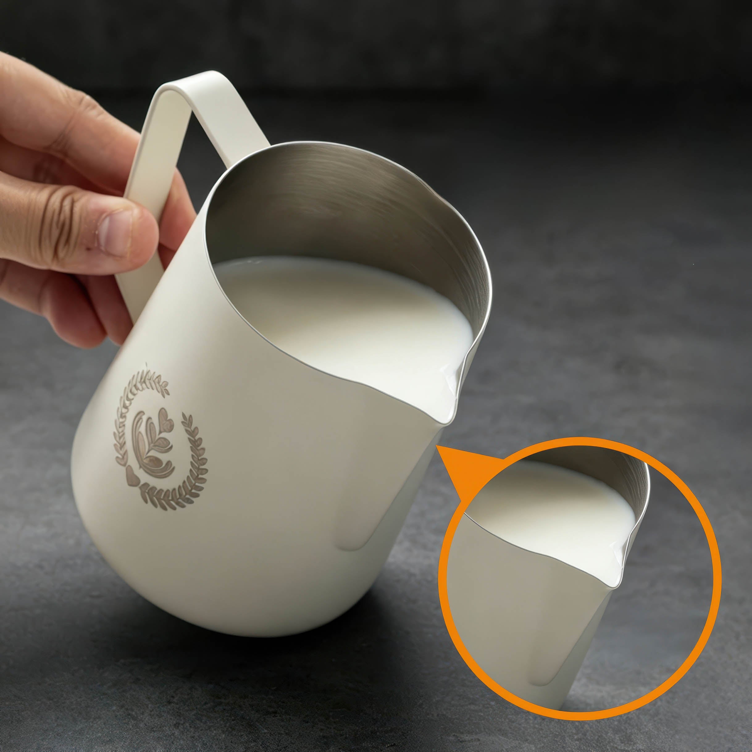 Anti-Überlauf-Milchkanne 600ml – Latte Art Kanne