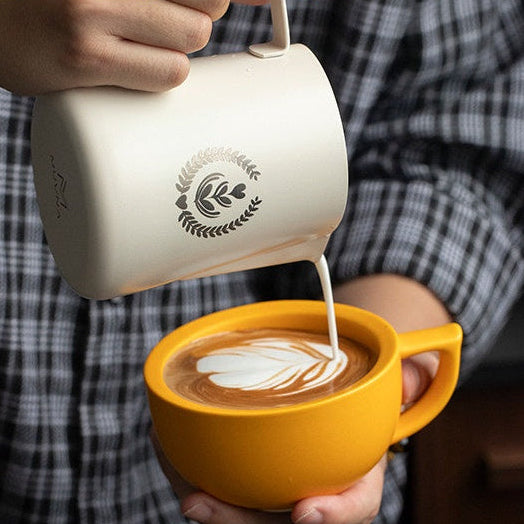 Anti-Überlauf-Milchkanne 600ml – Latte Art Kanne