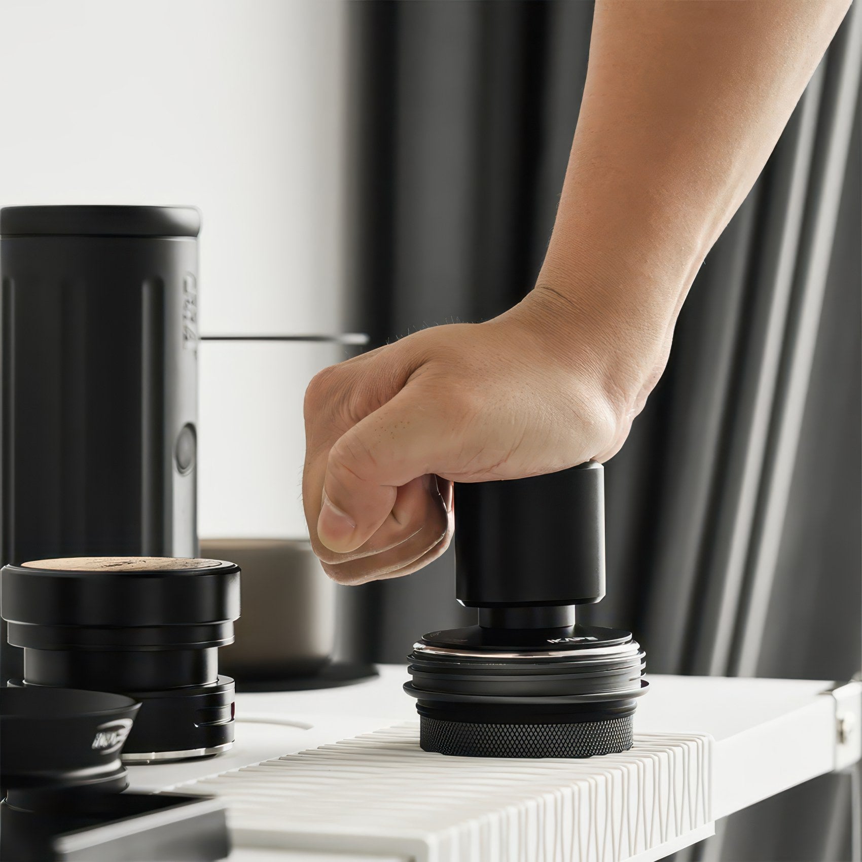 Geometry Series Impact Coffee Tamper - Palm-Press Ergonomic