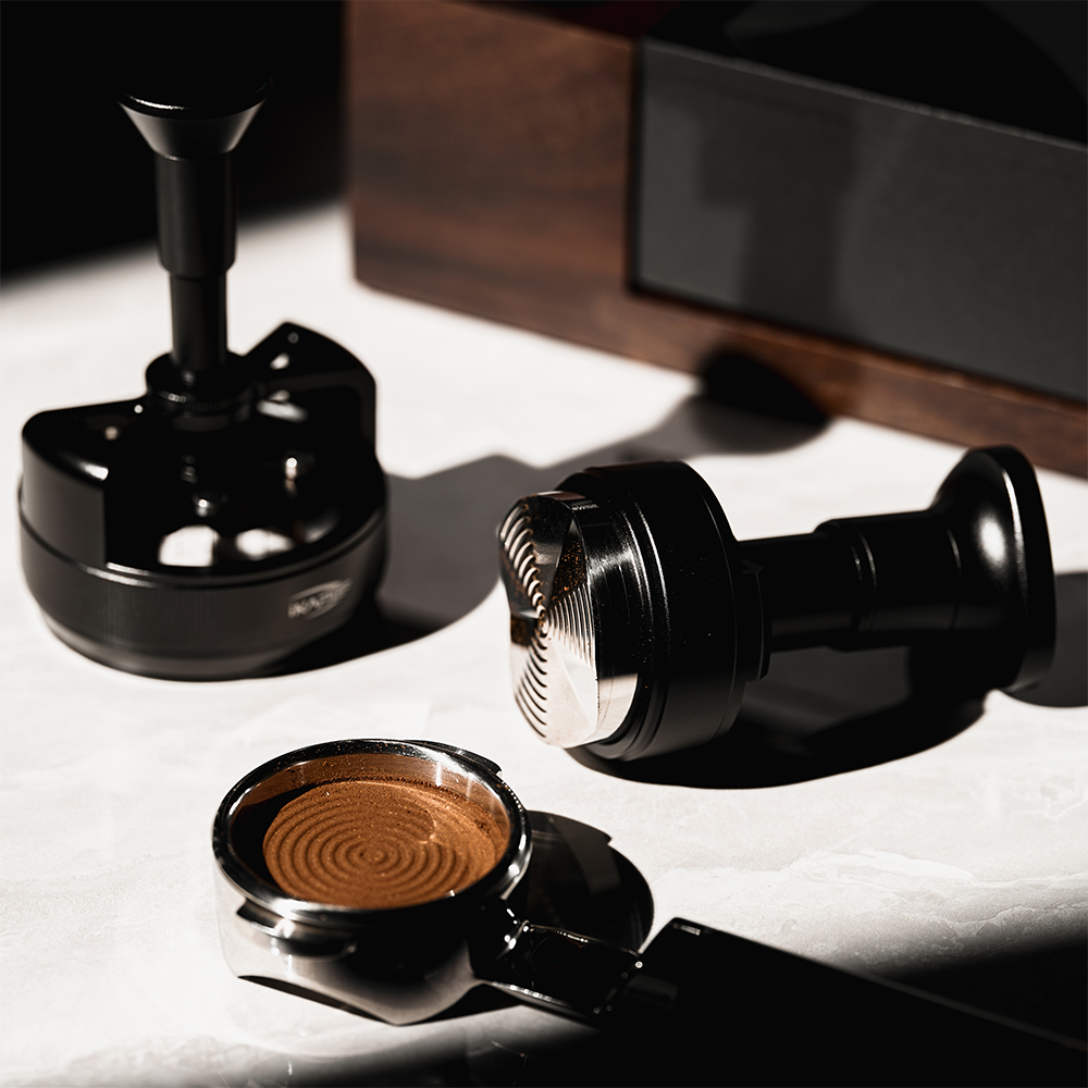 All-in-One Coffee Distributor and Tamper Combo - UniPress